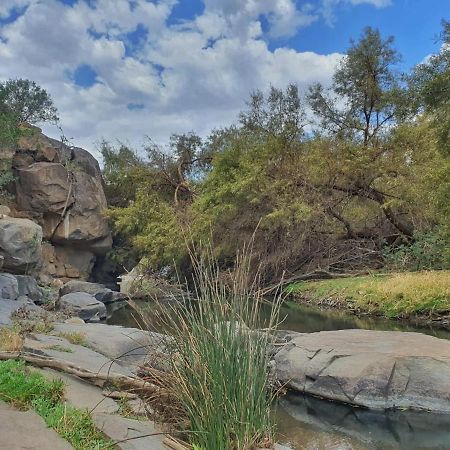 Vrede Fountain House Farm Stay Graaff-Reinet 외부 사진