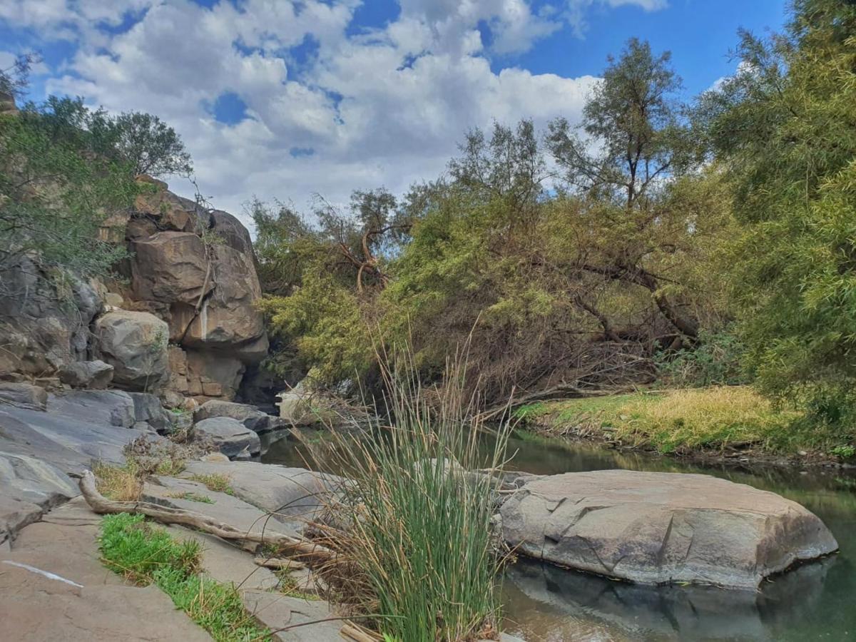 Vrede Fountain House Farm Stay Graaff-Reinet 외부 사진